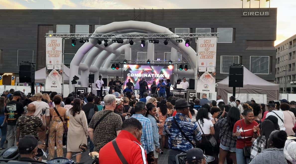Battle of the Drum, gaande op het Stadhuisplein in Almere Stad