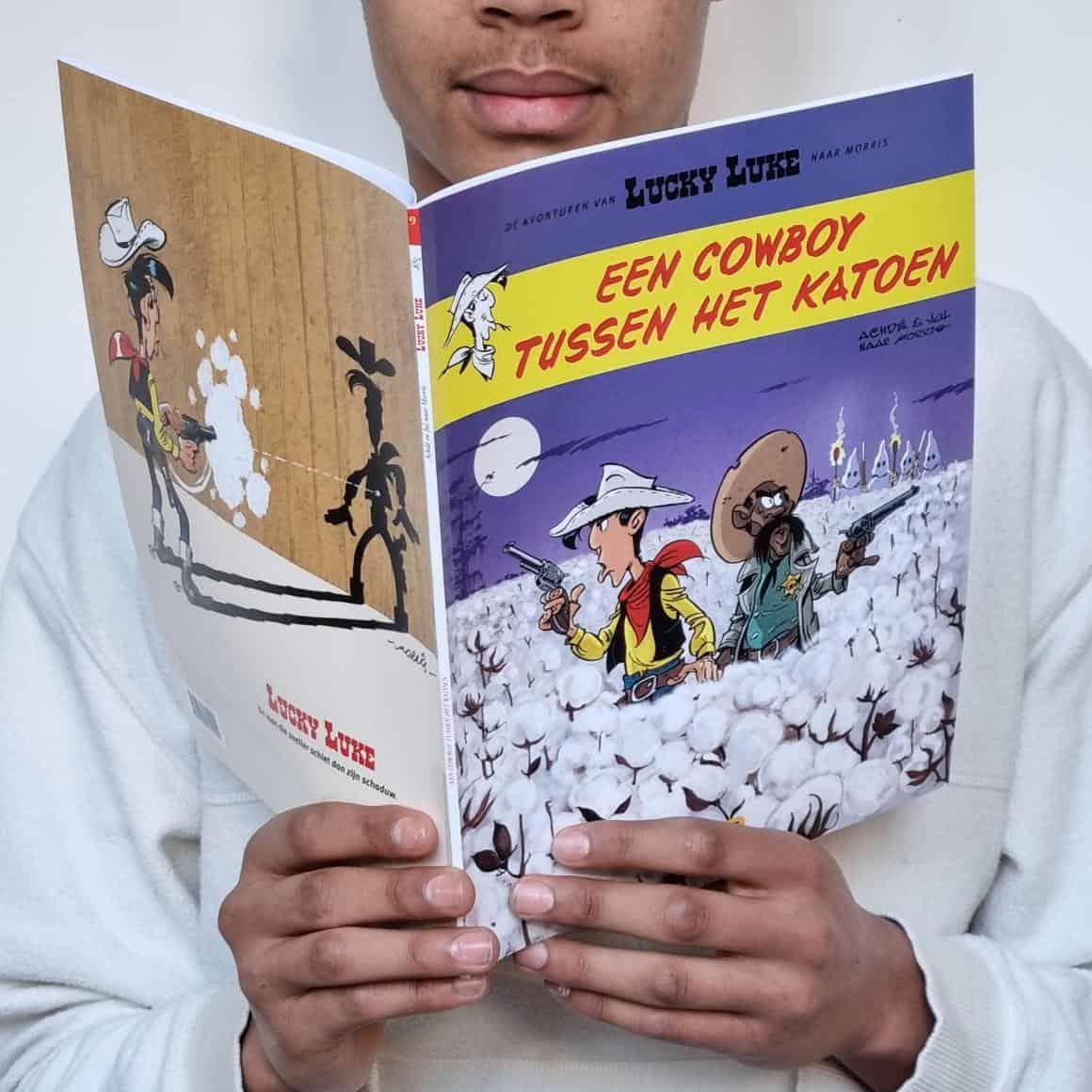 Zwart in Strip in Forum Groningen 