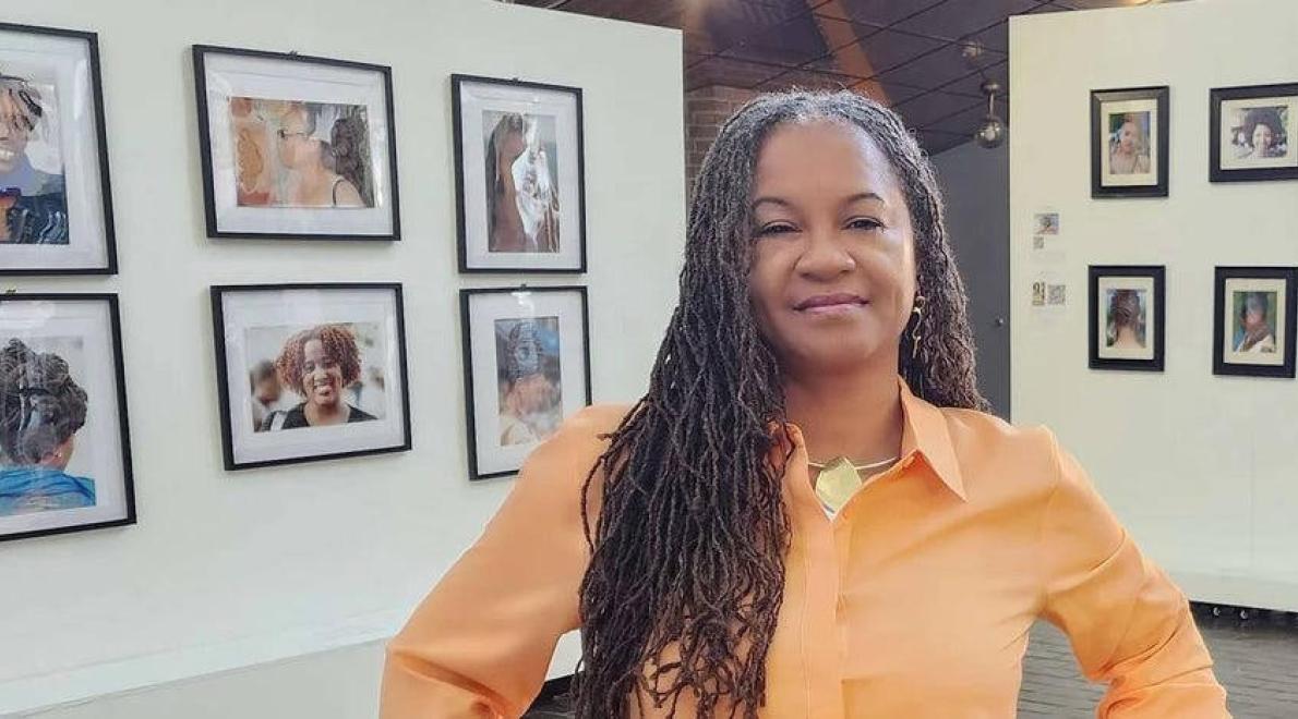 Live in Amsterdam: Drs. Mireille Liong – Van New Yorkse Onderscheiding naar Roots Redics Café!